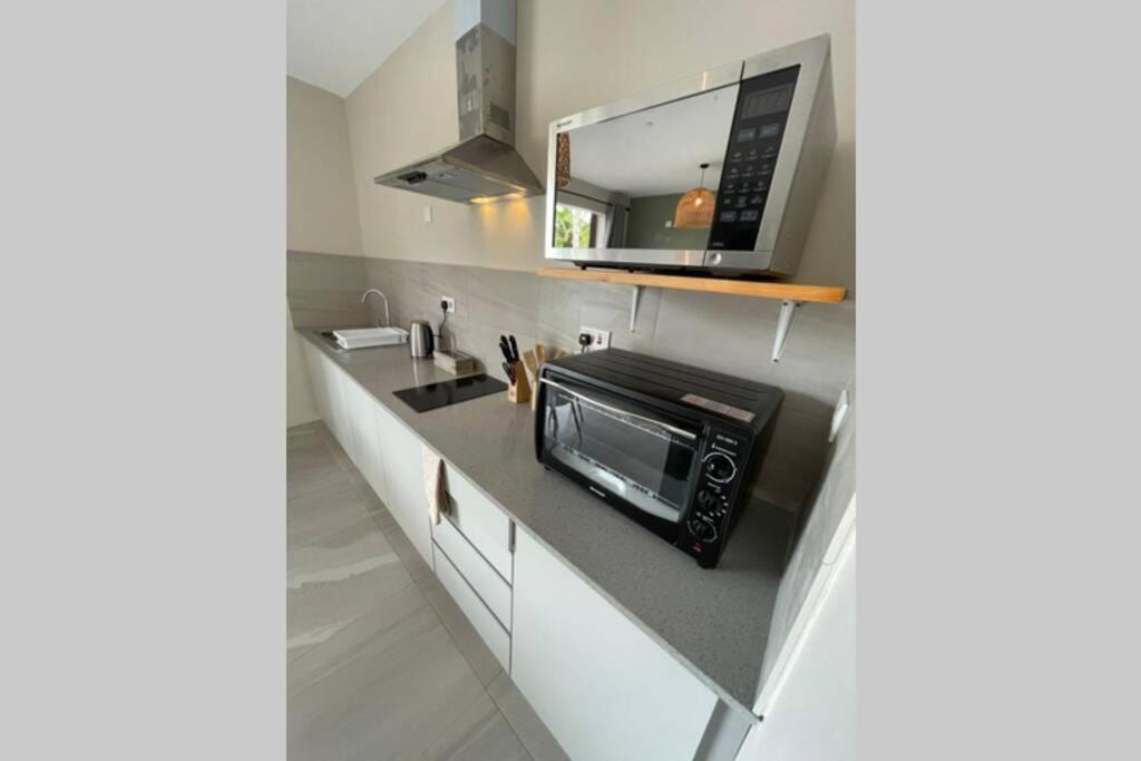 Bois Mapou Self Catering Apartments Unit 101 Rivière Noire Extérieur photo