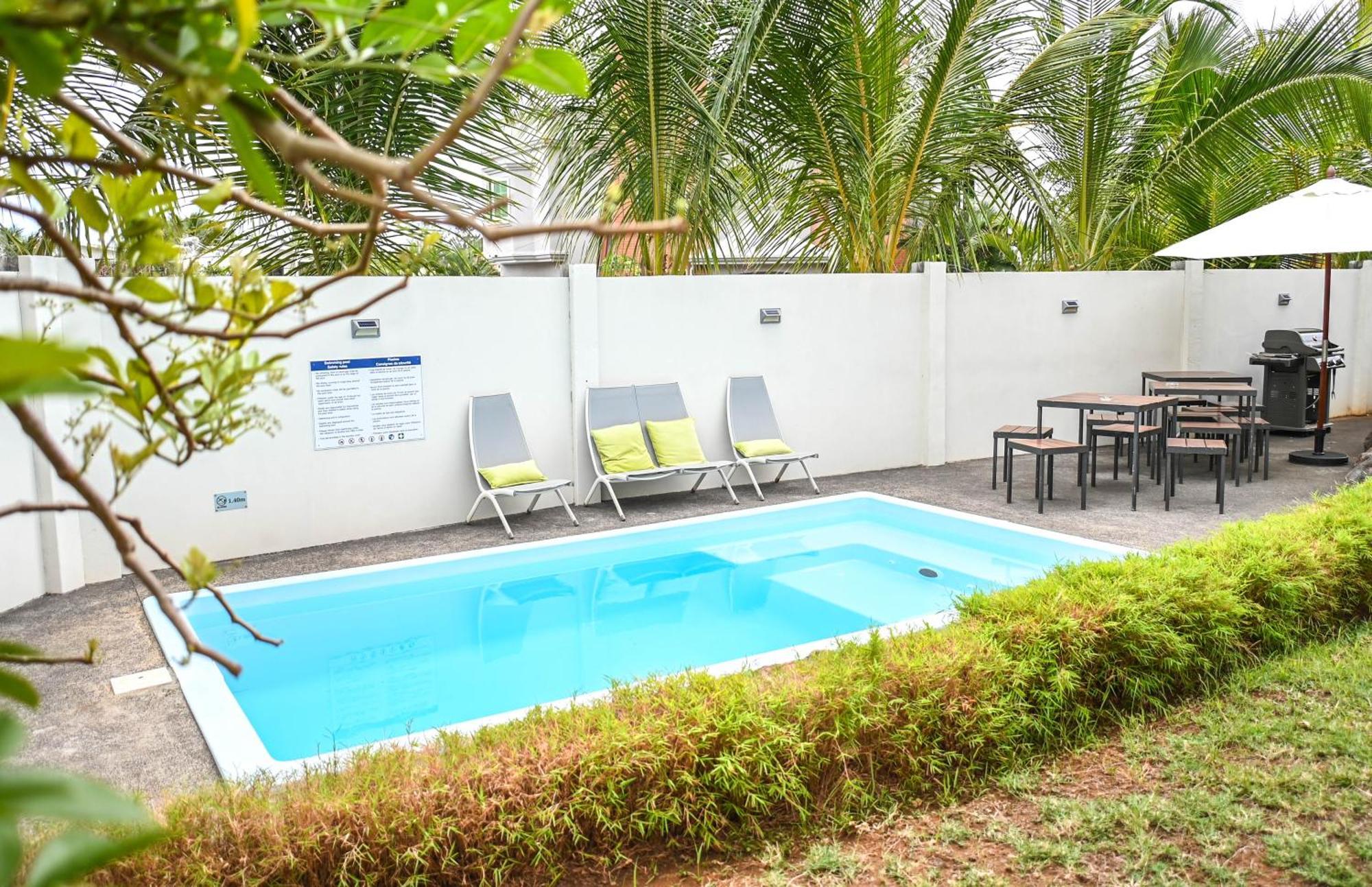 Bois Mapou Self Catering Apartments Unit 101 Rivière Noire Extérieur photo