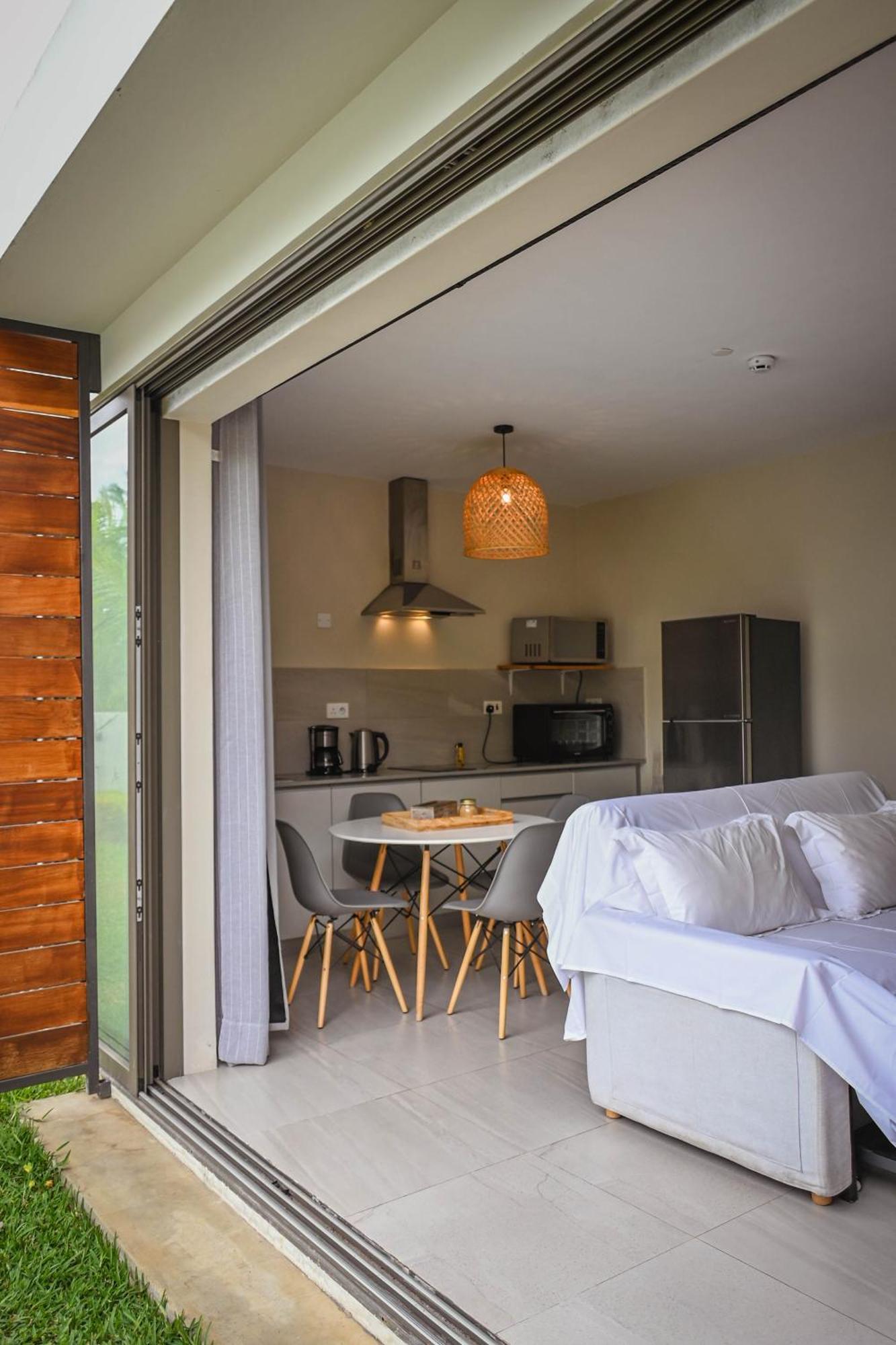 Bois Mapou Self Catering Apartments Unit 101 Rivière Noire Extérieur photo
